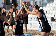 Deutsch: Beachhandball Weltmeisterschaften 2022; Tag 5: 25. Juli 2022 – Frauen, Halbfinale, Deutschland-Niederlande 2:0 (18:10, 25:16) English: 2022 Beach handball World Championships; Day 5: 25 July – Women Semifinal – Germany-Netherlands 2:0 (18:10, 25:16)