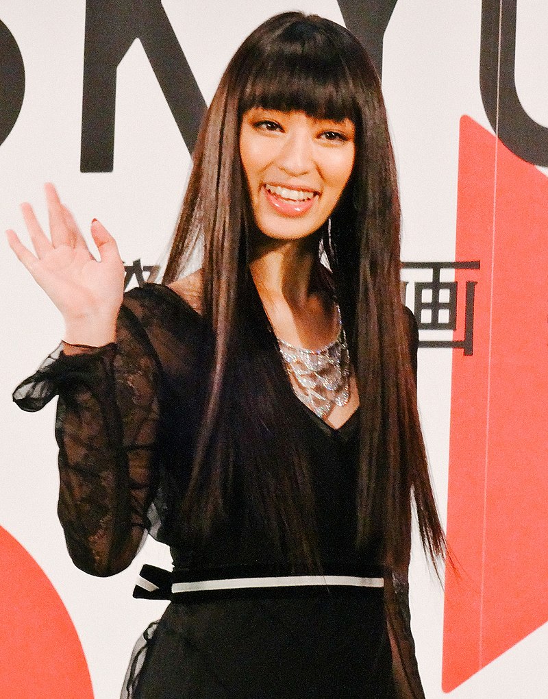 栗山千明 輸入雑誌 角ソリあり i-D Chiaki Kuriyama キルビル