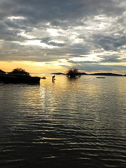 Východ slunce na ostrově Koome