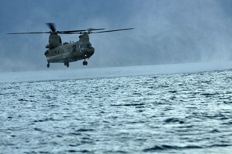 File:A U.S. Army CH-47F Chinook helicopter assigned to Bravo Company, 3rd Battalion, 25th Aviation Regiment, 25th Combat Aviation Brigade, prepares to drop Navy divers with the U.S. Navy SEAL Delivery Vehicle Team 1 130619-A-ZZ999-598.jpg