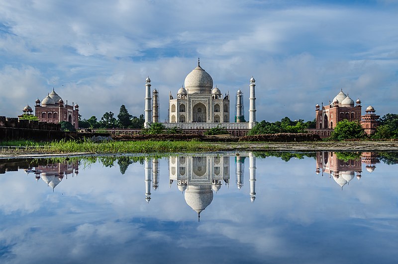 File:Aks The Reflection Taj Mahal.jpg