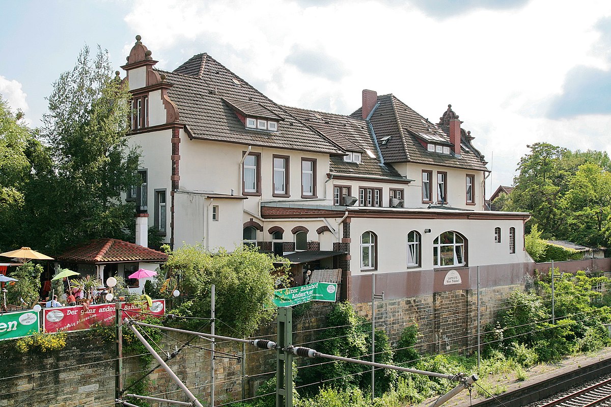 Bahnhof Hannover-Anderten-Misburg – Wikipedia.