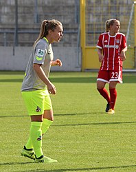 Ann-Kathrin Vinken BL FCB ile 1. FC Koeln Muenchen-1.jpg