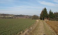 Čeština: Pohled od západu na Běleč (obec Liteň). Okres Beroun, Česká republika. English: View from the west to Běleč village (Liteň municipality, Beroun District, Czech Republic.