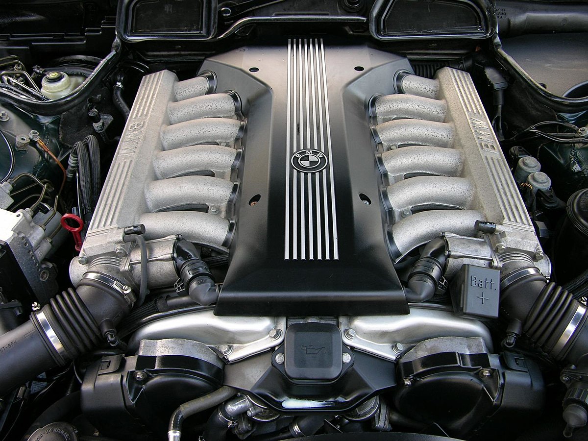 V12 engine - Wikipedia