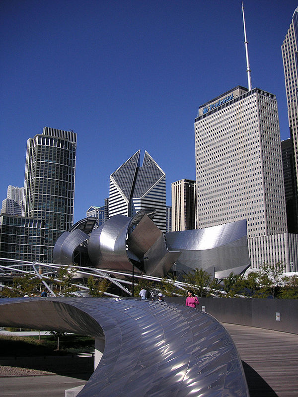 Gehry designed both the bridge and Jay Pritzker Pavilion with curving stainless steel plates.