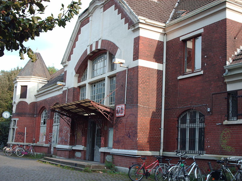 File:Bahnhof Kurl 2.jpg