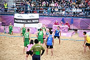 Deutsch: Beachhandball bei den Olympischen Jugendspielen 2018; Tag 6, 12. Oktober 2018; Jungen, Platzierungssspiel Ränge 5-6 – Thailand-Ungarn 0:2 English: Beach handball at the 2018 Summer Youth Olympics at 12 October 2018 – Boy's Placement Match 5-6 – Thailan-Hungary 0:2