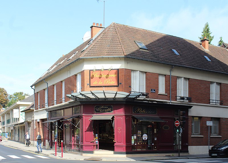 File:Beauvais, house 2 Rue Jean Racine (bakery).JPG