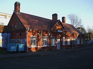 <span class="mw-page-title-main">Beckenham Hill railway station</span> National Rail station in London, England