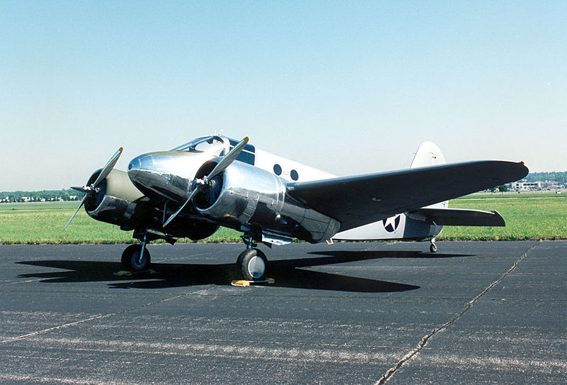 File:Beech AT-10 Wichita USAF.jpg