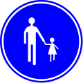 D11: Compulsory way for pedestrians