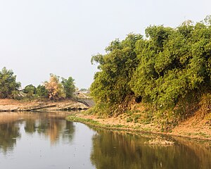 Bengawan Solo River during dry season, 2015-07-31 03.jpg