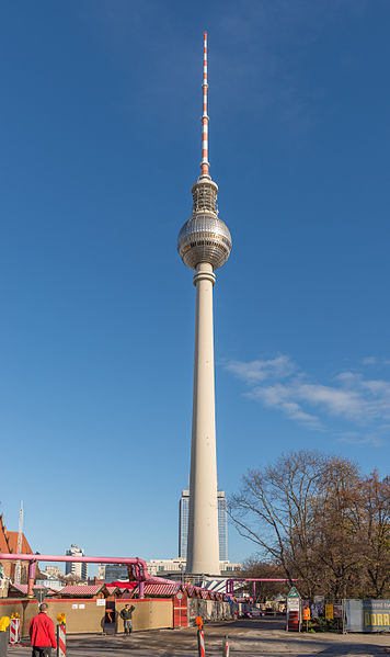 File:Berliner Fernsehturm November 2013 02.jpg