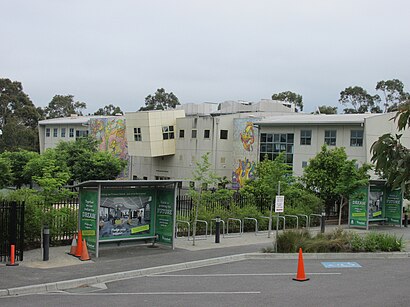 How to get to Bialik College with public transport- About the place