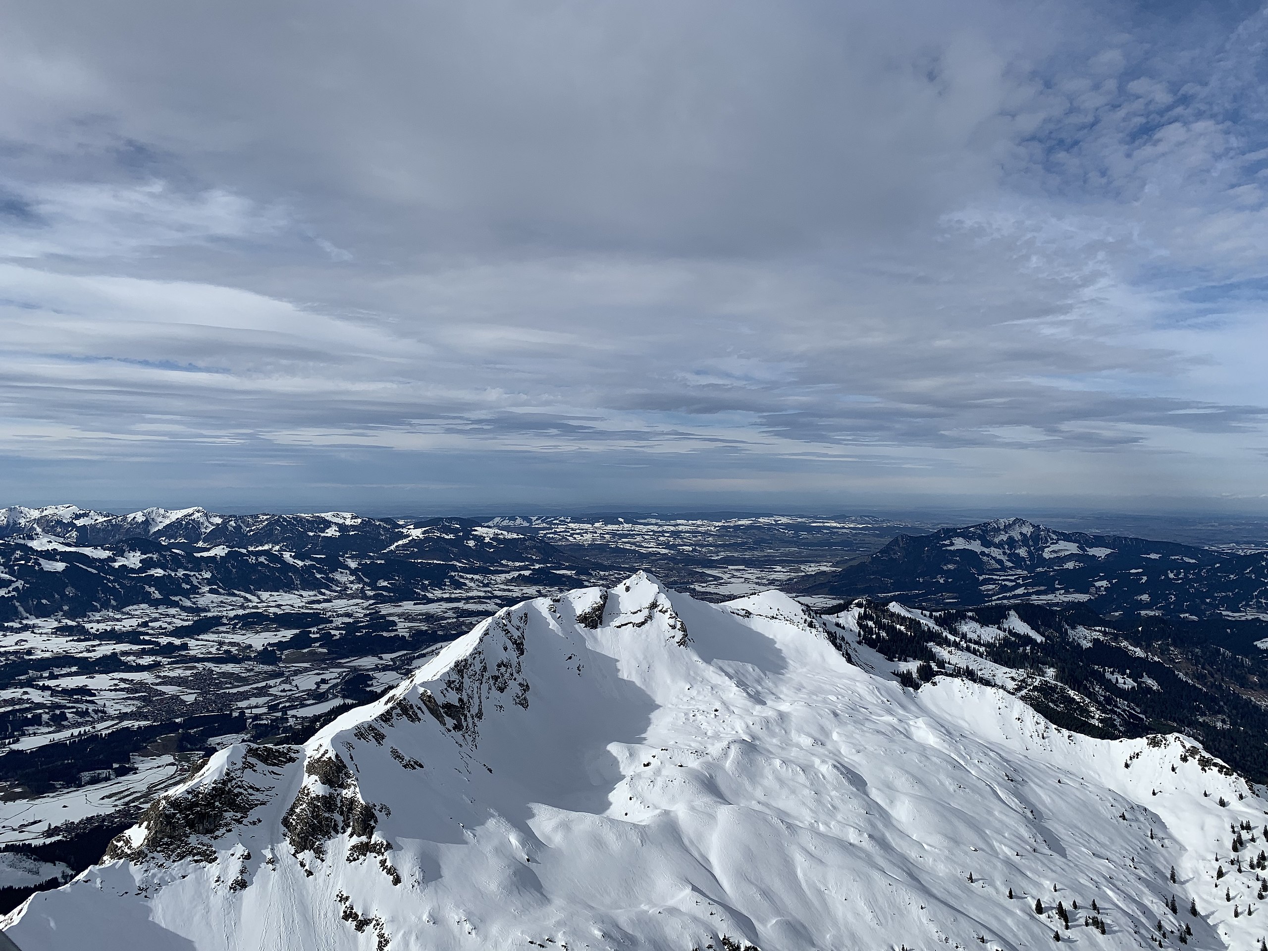 File:Blick vom Nebelhorn bei Oberstdorf.jpg - Wikimedia Commons