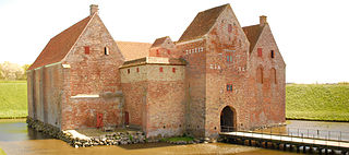 <span class="mw-page-title-main">Spøttrup Castle</span>