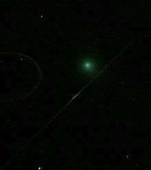 Descrizione dell'immagine C2006 M4 SWAN + Orionid meteor.jpg.