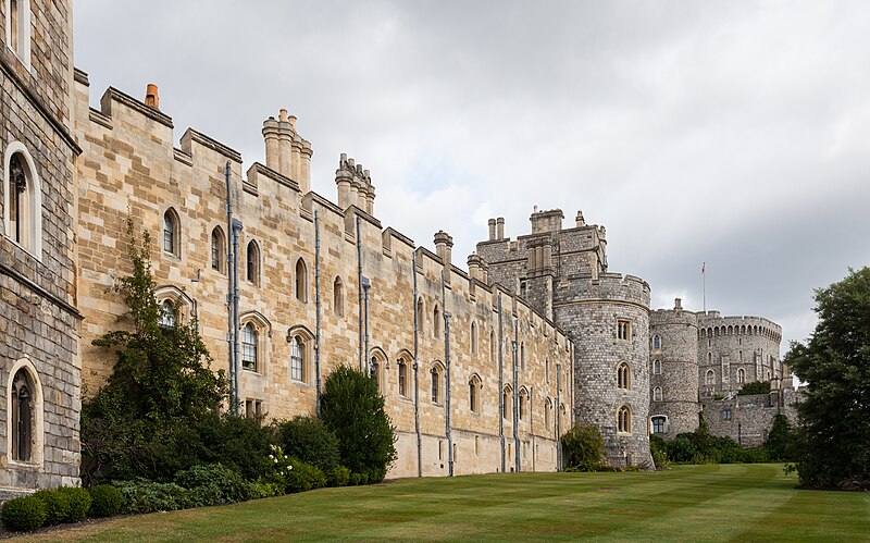 File:Castillo de Windsor, Inglaterra, 2014-08-12, DD 14.JPG - Wikimedia