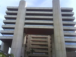 Edificio del Banco Central de Barbados-003.jpg