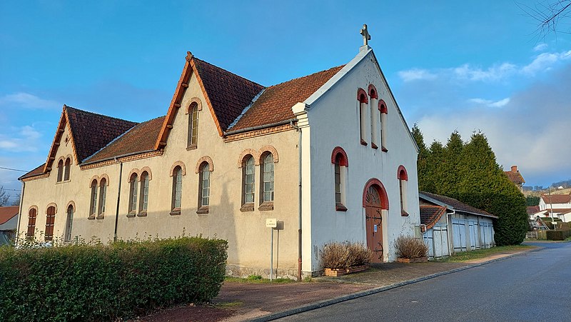 File:Chapelle Montjoie2.jpg