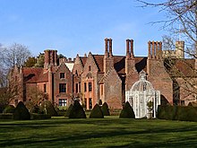 Chenies, south western corner, viewed from the south. At left is the oldest surviving part of the building; at right is the south facade showing its lack of windows Chenies Manor House, Buckinghamshire-geograph-4402473-by-Mark-Percy.jpg