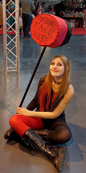 File:Cosplay of Harley Quinn at Brussels Comic Con 2022 (51970923305).jpg