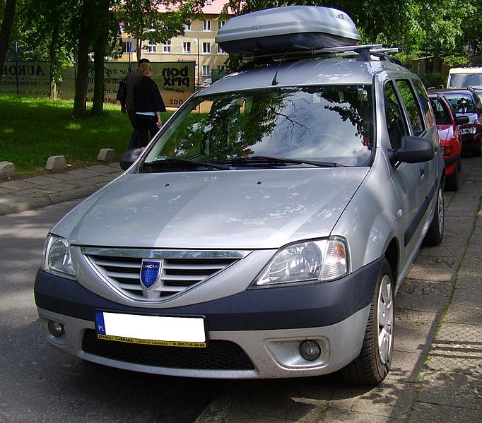 File:Dacia Logan MCV Międzyzdroje1.JPG