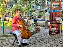 Dale Henderson, cellist.jpg