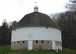 DammonRoundBarn.jpg