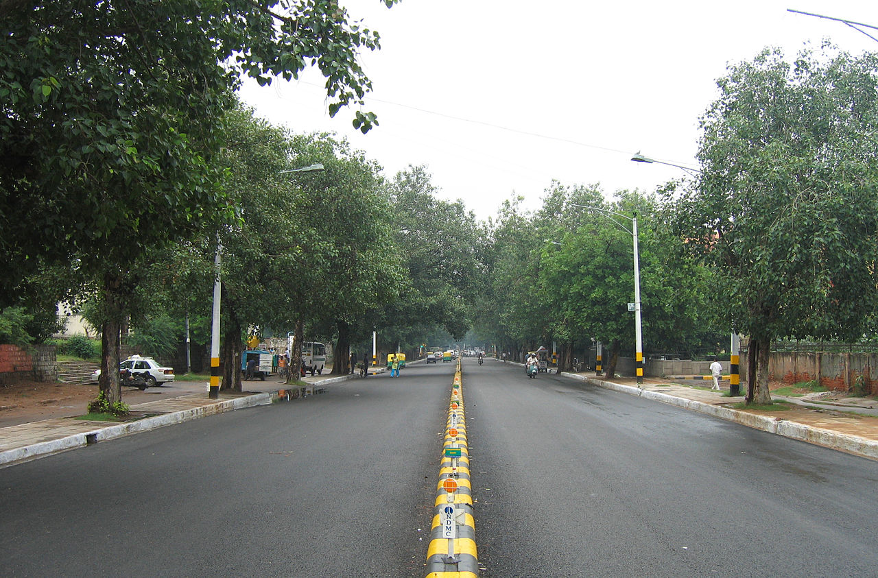 New Delhi Street View File:delhi-Street View.jpg - Wikimedia Commons