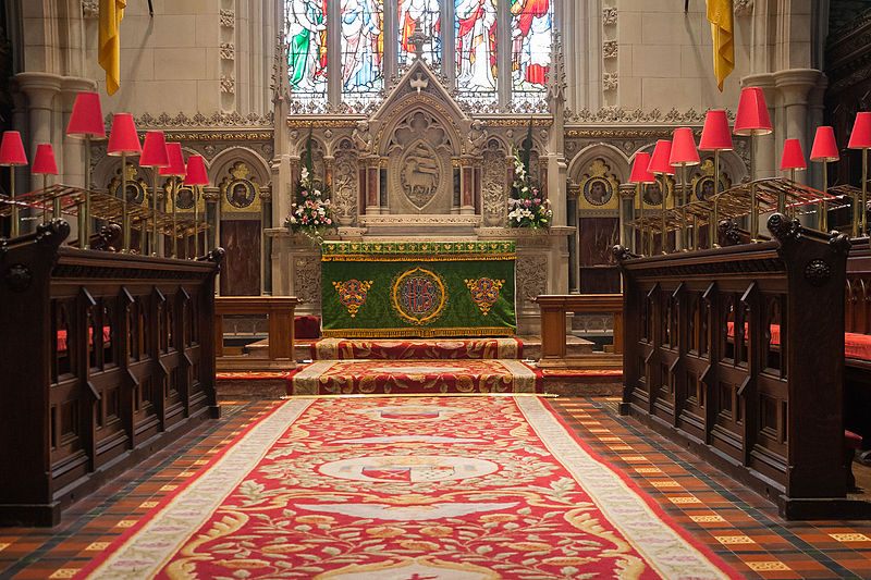 File:Derry St Columb's Cathedral Chancel 2013 09 17.jpg
