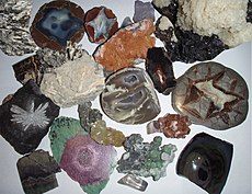 Different minerals.jpg