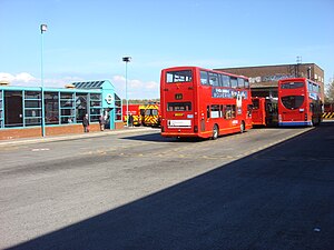 Autobusová stanice Edgware 055.jpg
