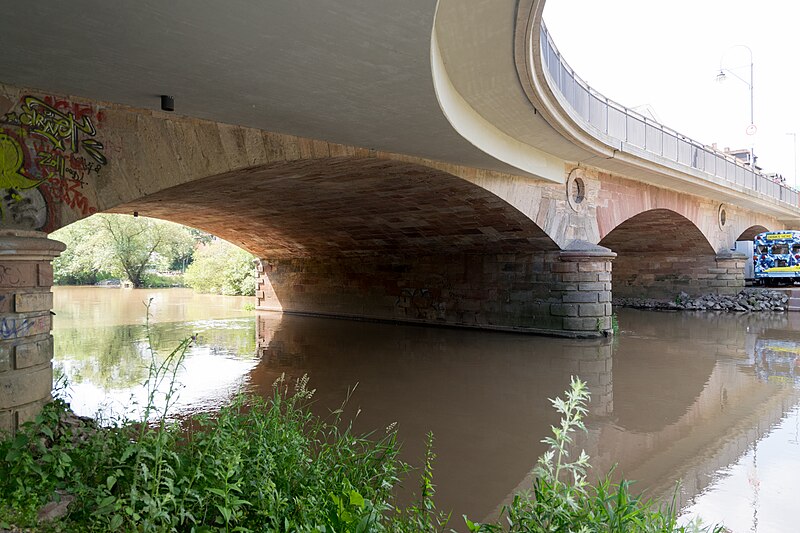 File:Elisabethbrücke Marburg (06).jpg