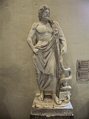 Statue d'Asclépios.