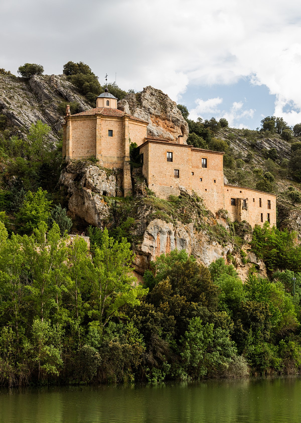 Ermita de San Saturio, Soria, España, 2017-05-26, DD 30.jpg