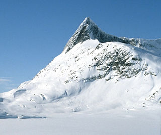 <span class="mw-page-title-main">Falketind</span> Mountain in Vestland, Norway