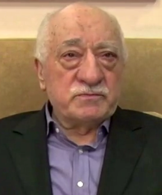 <span class="mw-page-title-main">Fethullah Gülen</span> Turkish scholar, Muslim theologian, and political dissident (born 1941)