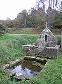 Locmeltro Guern Fountain.JPG