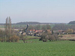 Fontenouilles, Yonne (France) -vue de l'ouest.JPG