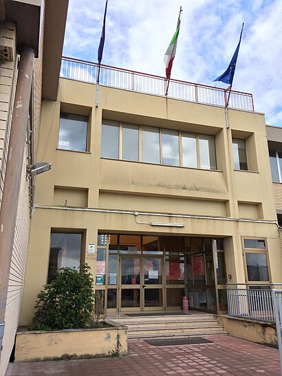 Come arrivare a Liceo Scientifico Galileo Galilei Potenza con i mezzi pubblici - Informazioni sul luogo