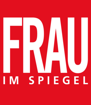 <i>Frau im Spiegel</i>