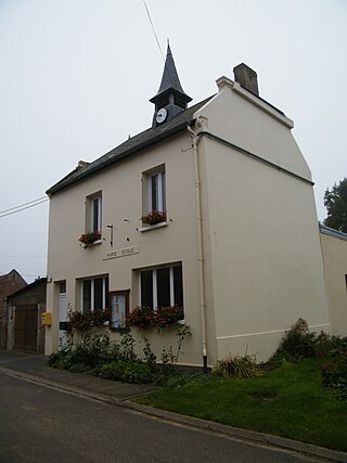Fresnoy-en-Chaussée (Somme) France (7).JPG