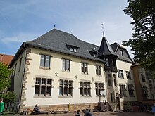 Die ehemalige Präparandenanstalt, später (bis 1972) „Oberhaus“ der König-Heinrich-Schule am Dr.-Jestädt-Platz