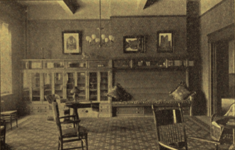 parlor Goodrich House, Cleveland (parlor) ("The Commons", 1897).png