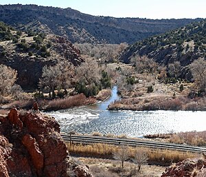 The confluence of Grape Creek and the Arkansas River in Colorado. Grape Creek (Colorado).jpg