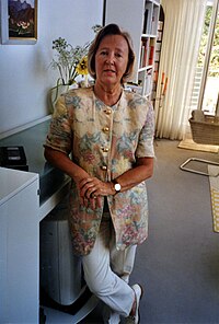 people_wikipedia_image_from Anita Haacke