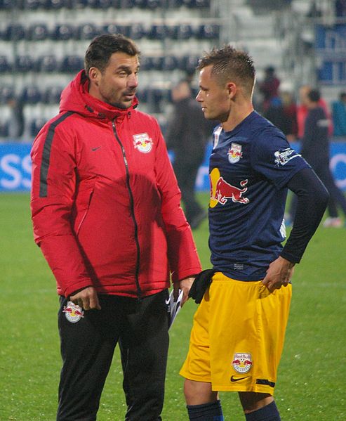 File:Halbfinale ÖFB Cup SV Grödig gegen FC Red Bull Salzburg (28.April 2015) 17.JPG