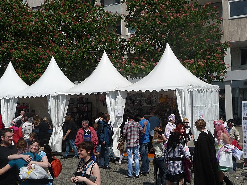 File:Hanami-Ludwigshafen-03.JPG